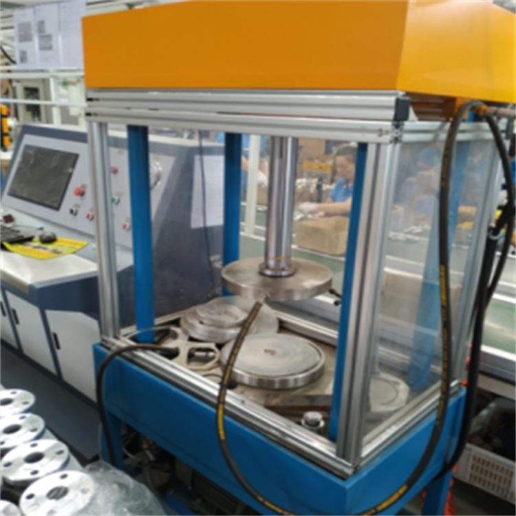 計算機控制油罐車罐體密封機