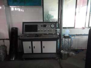 防爆電動(dòng)機(jī)接線(xiàn)腔水壓機(jī)