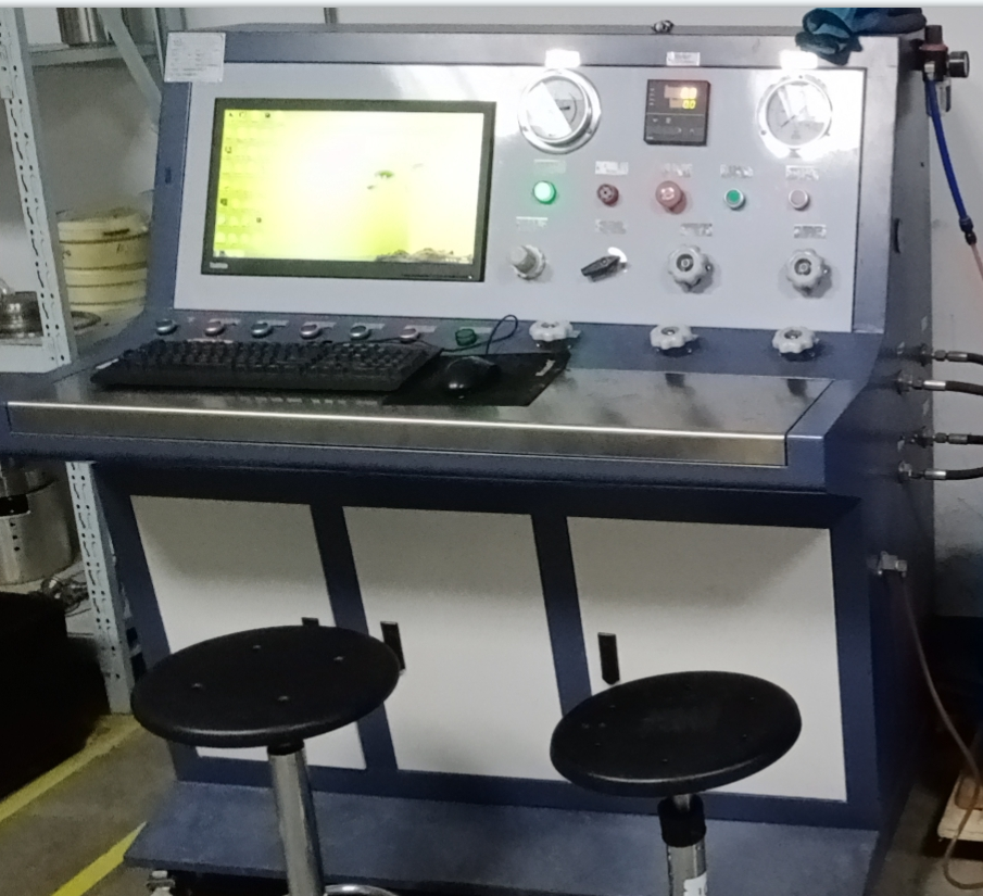 微機控制水表管道水壓強度測試機